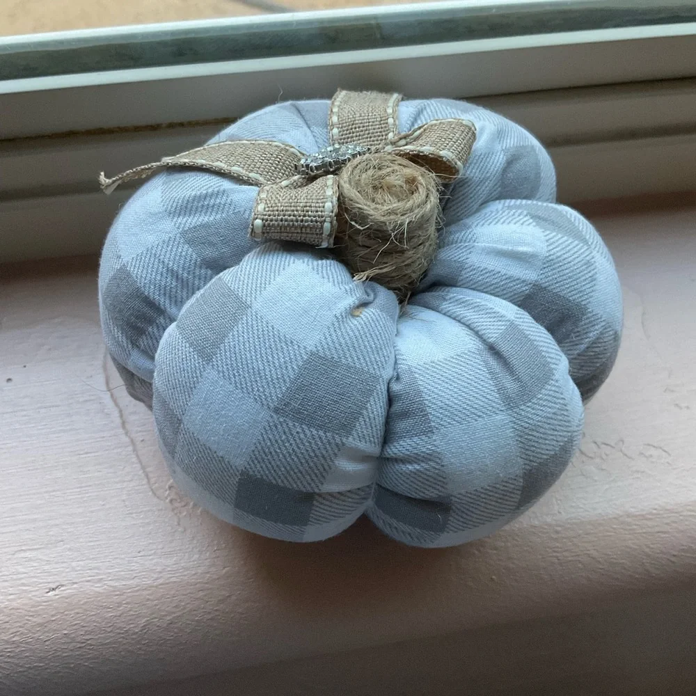 🌸3 for $20🌸 Farmhouse Fabric Gray & White Pumpkin w Rhinestone Accent - Picture 3 of 8